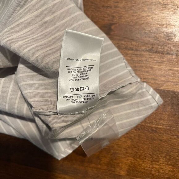 NWOT Hudson Button Down Shirt - Picture 5 of 5